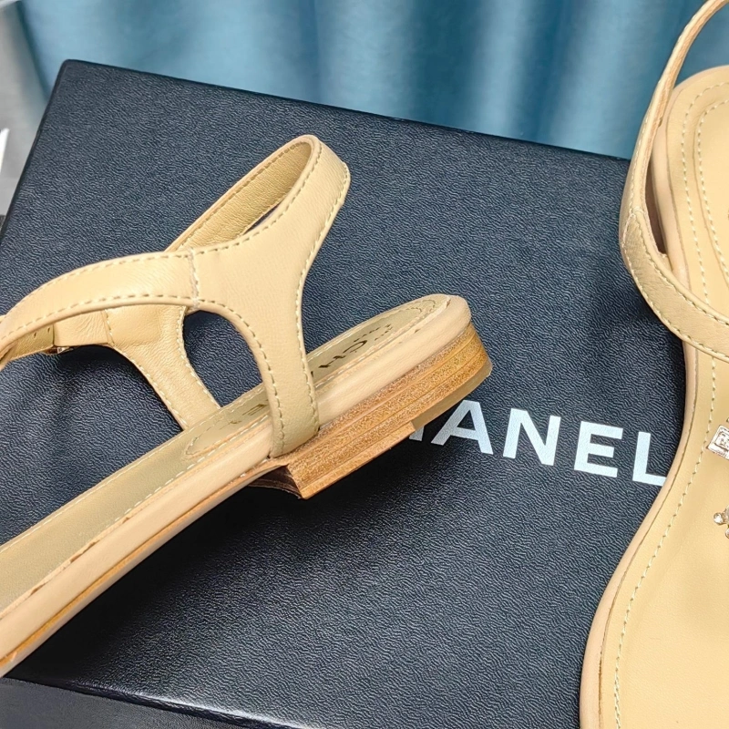 AllSeason Chxnxl Sandals 131204