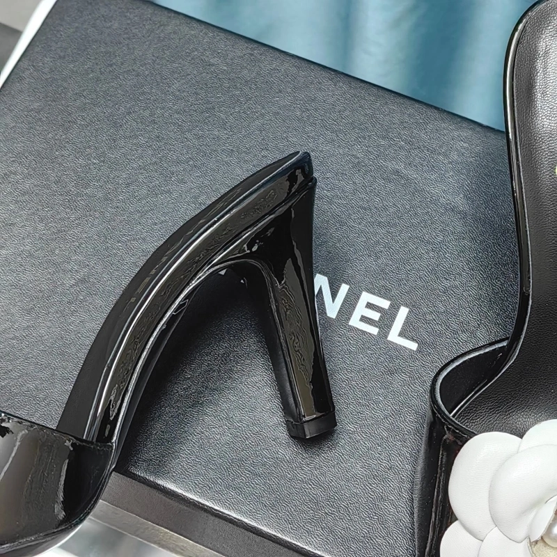 Bright Chxnxl High Heels 131562