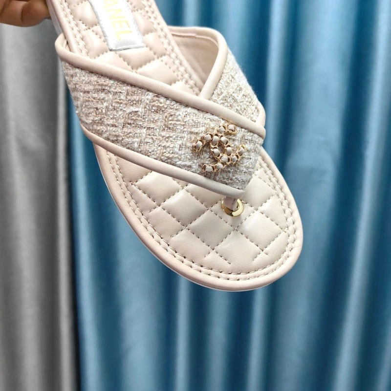 Cozy Chxnxl Slippers 130663