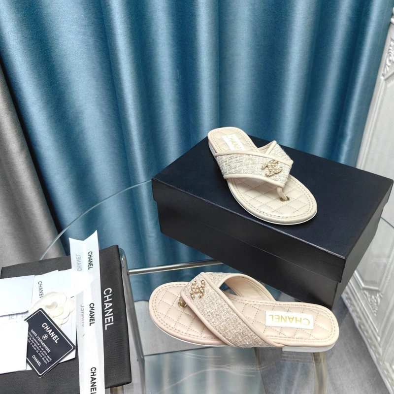 Cozy Chxnxl Slippers 130663