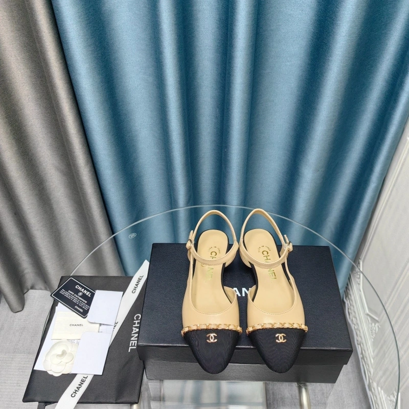 Chxnxl Sandals Vibrant 131180