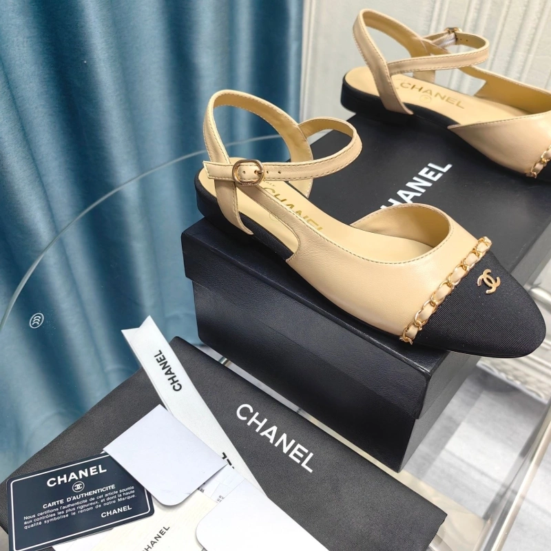 Chxnxl Sandals Vibrant 131180