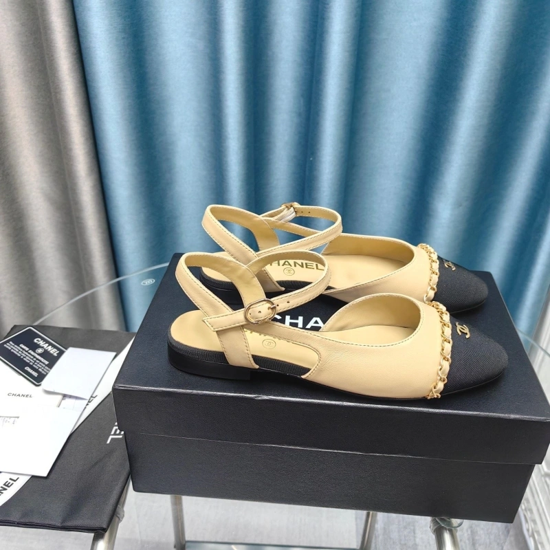 Chxnxl Sandals Vibrant 131180