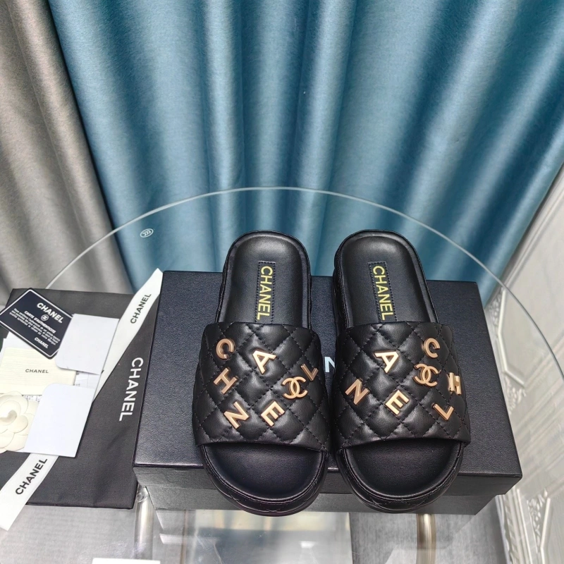 Chxnxl Slippers Bold 130655