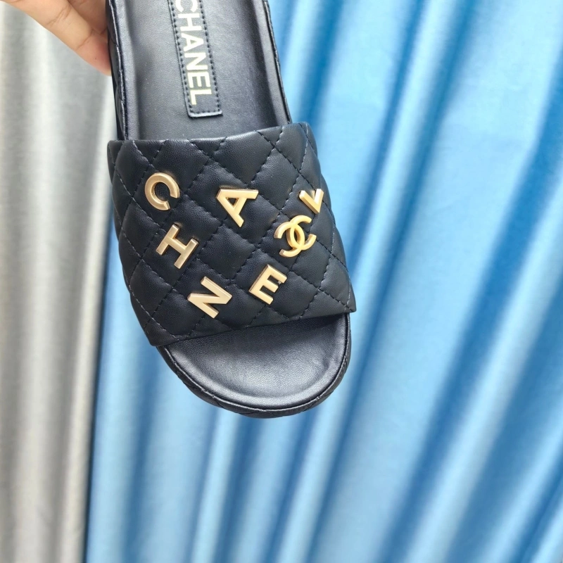 Chxnxl Slippers Bold 130655