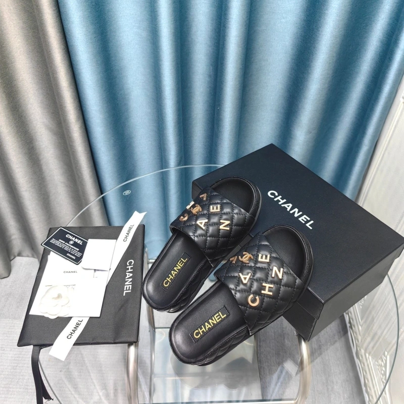 Chxnxl Slippers Bold 130655