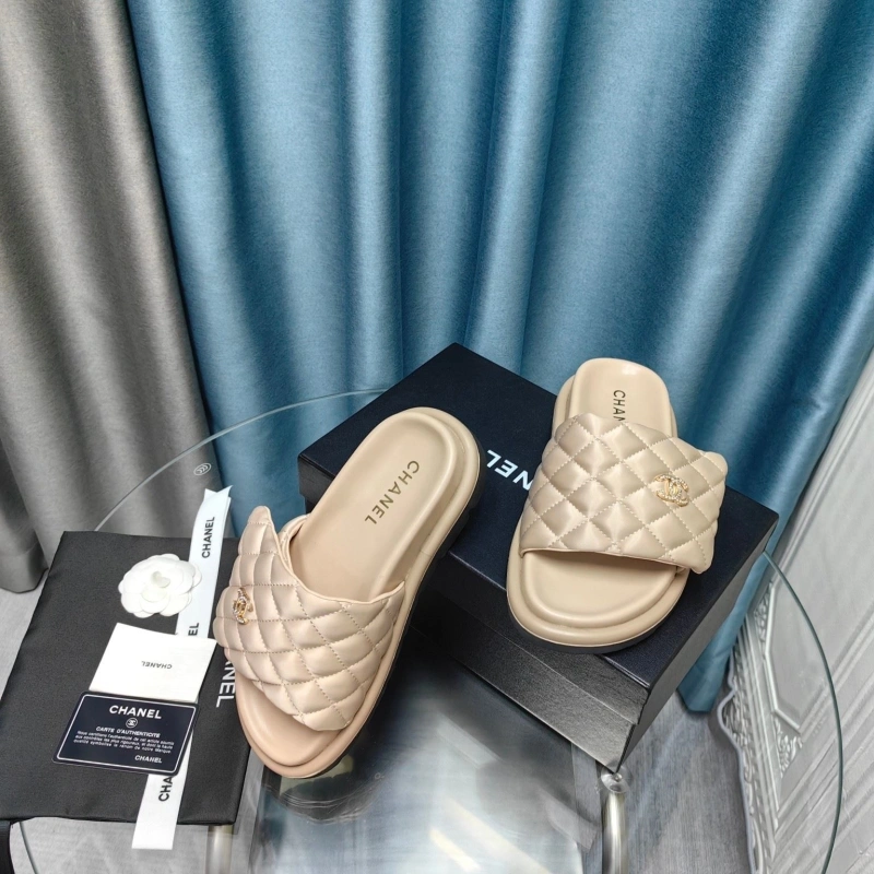 Chxnxl Slippers Bold 130646