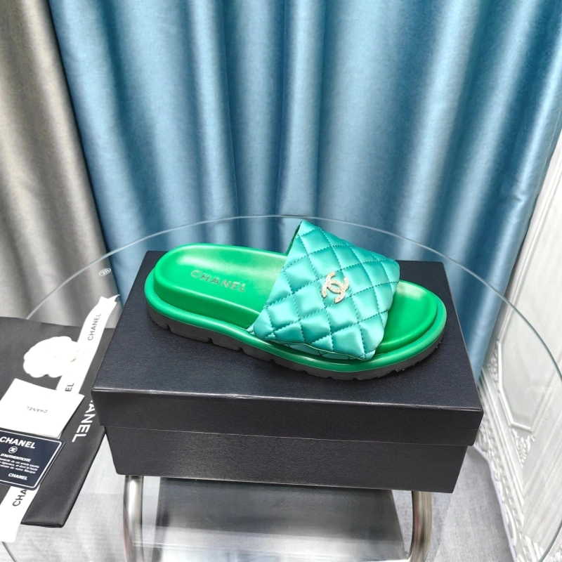 Modern Chxnxl Slippers 130638
