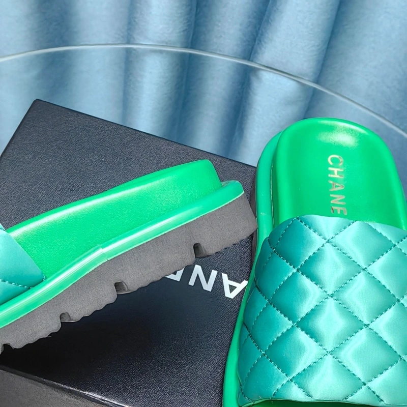 Modern Chxnxl Slippers 130638