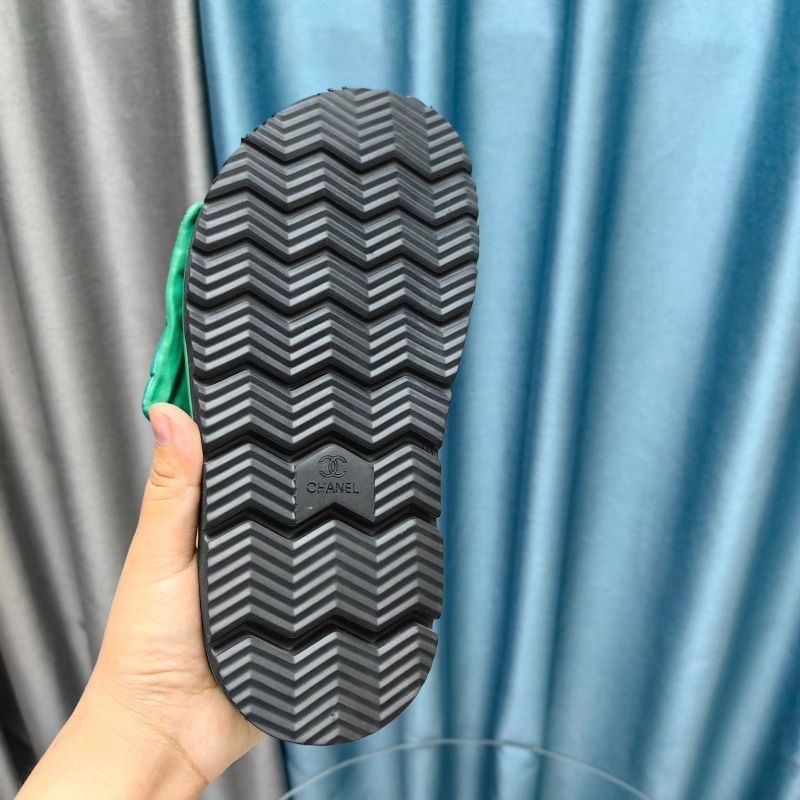 Modern Chxnxl Slippers 130638