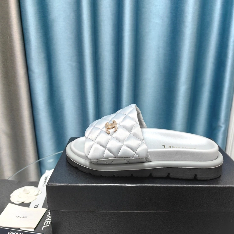 Chxnxl Slippers Modern 130642