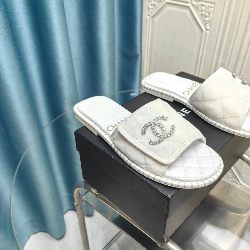 Chxnxl Slippers Modern 130647