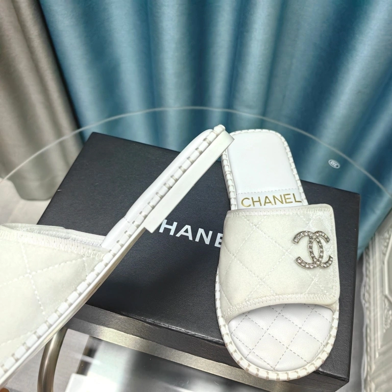 Chxnxl Slippers Modern 130647