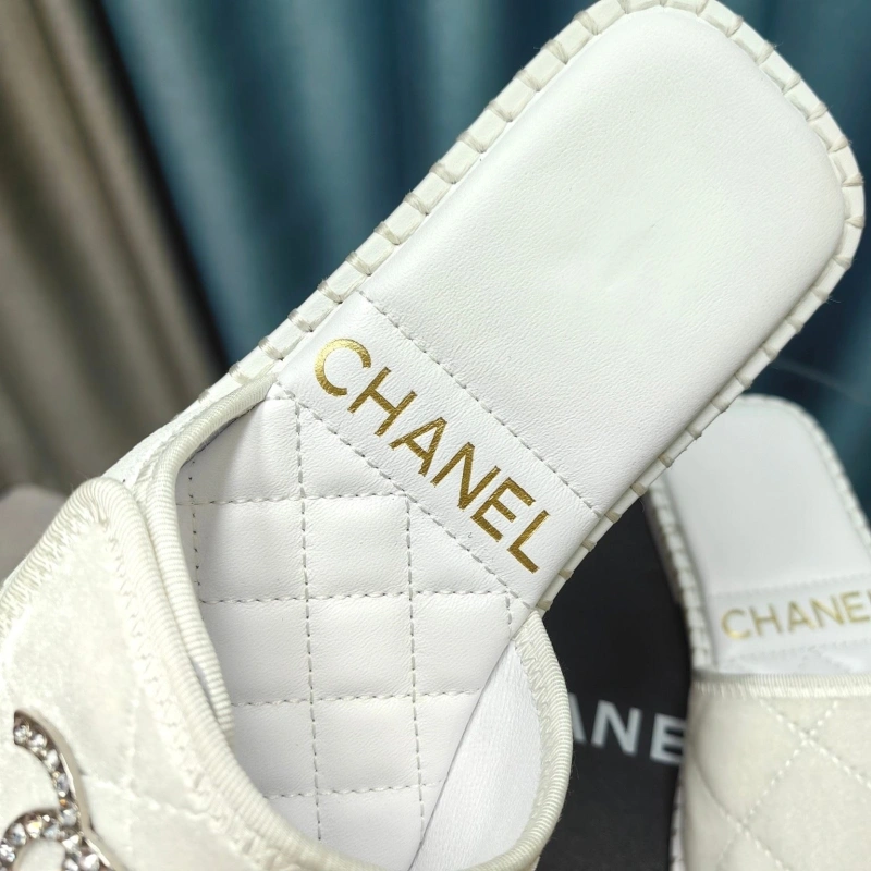 Chxnxl Slippers Modern 130647