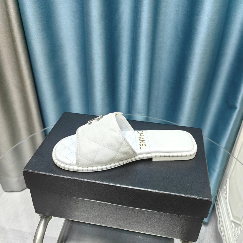 Chxnxl Slippers Modern 130647