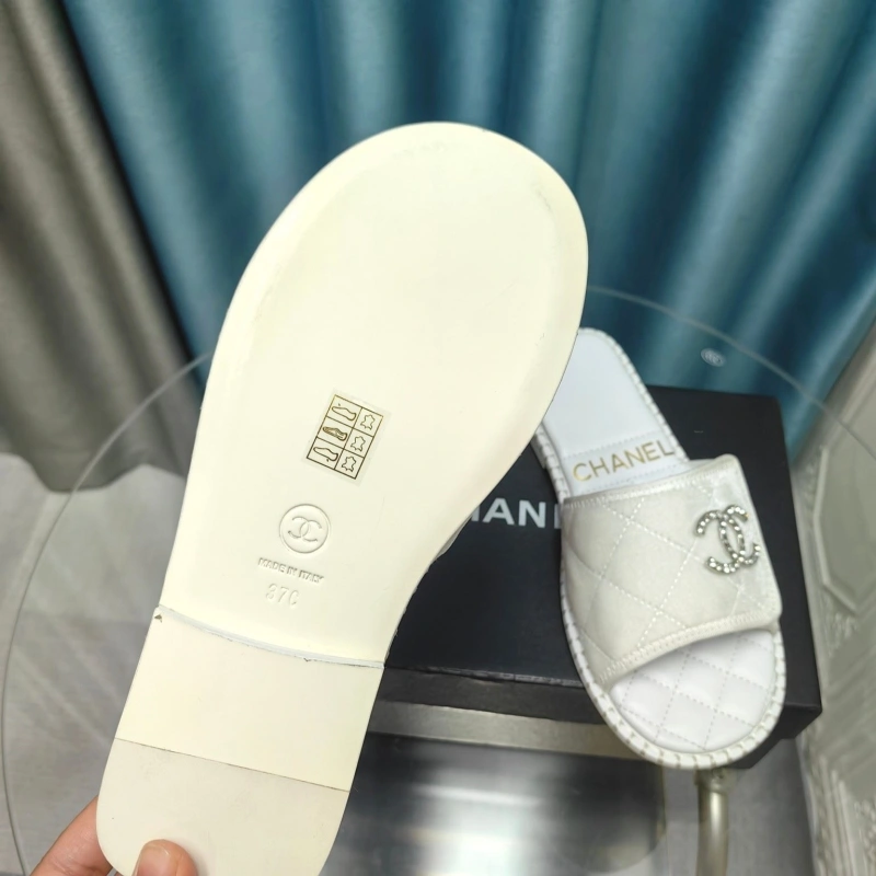 Chxnxl Slippers Modern 130647