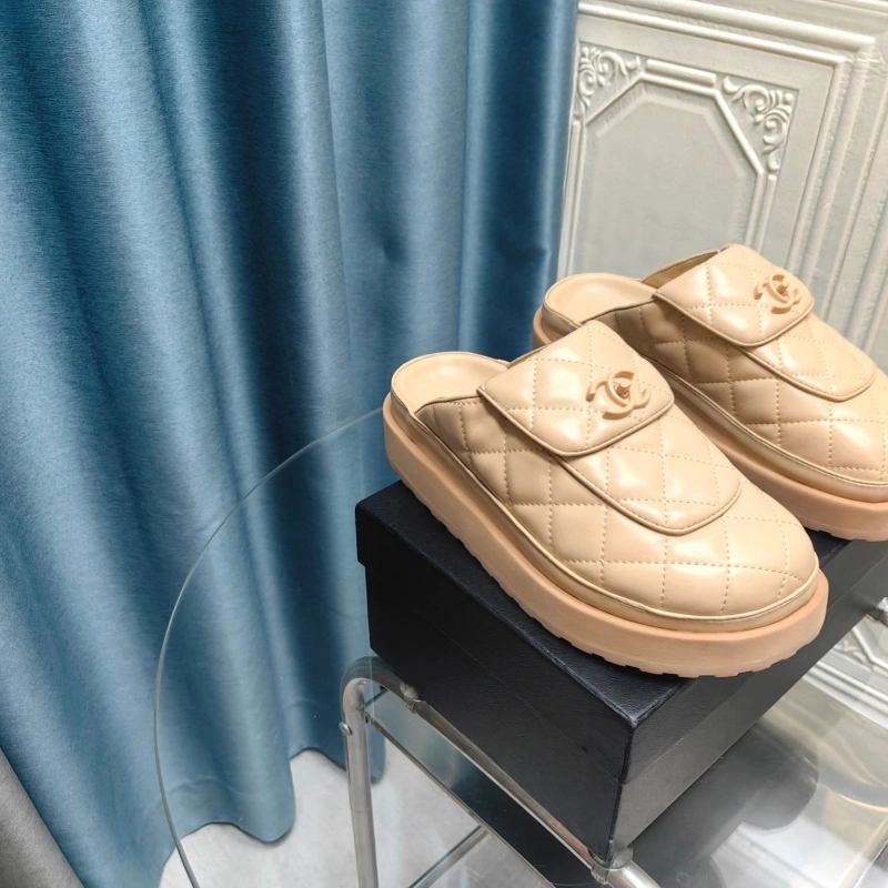 GoodFit Chxnxl Slippers 130618