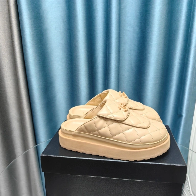 GoodFit Chxnxl Slippers 130618