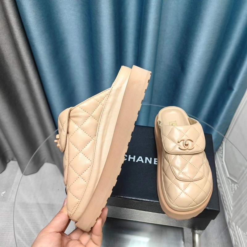 GoodFit Chxnxl Slippers 130618