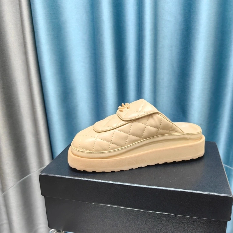 GoodFit Chxnxl Slippers 130618