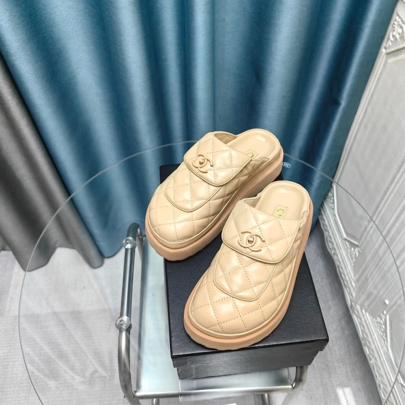 GoodFit Chxnxl Slippers 130618