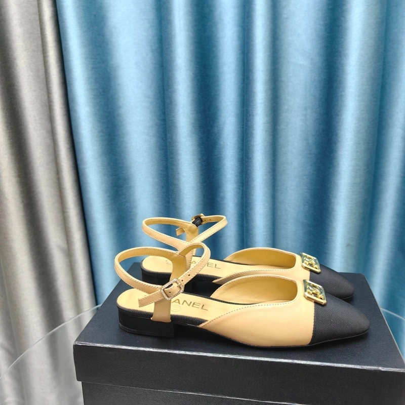 Breathable Chxnxl Sandals 131138