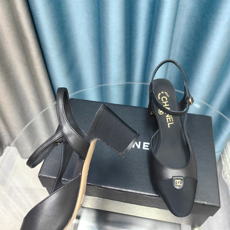 Chxnxl Sandals UrbanStyle 131137