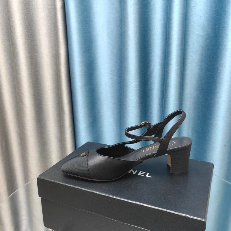 Chxnxl Sandals UrbanStyle 131137
