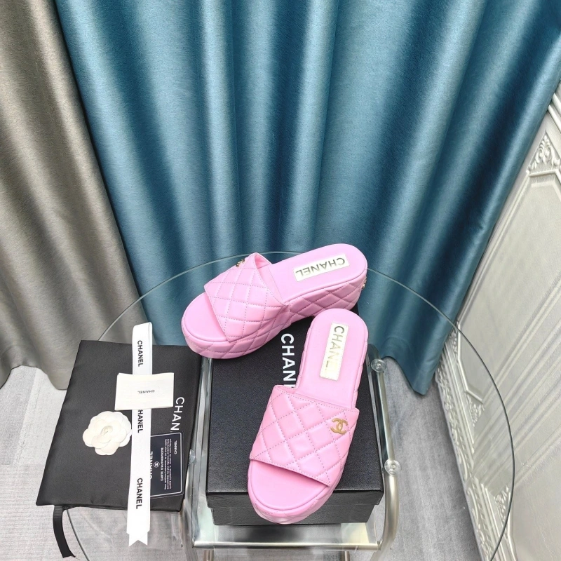 Resilient Chxnxl Sandals 131135