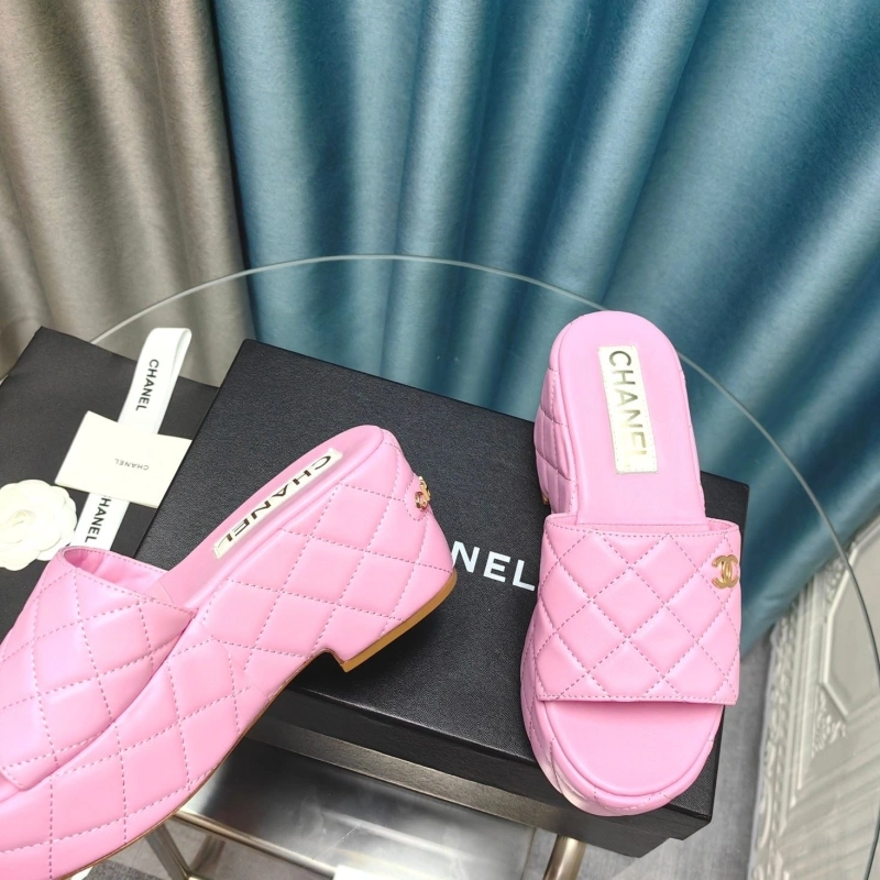 Resilient Chxnxl Sandals 131135