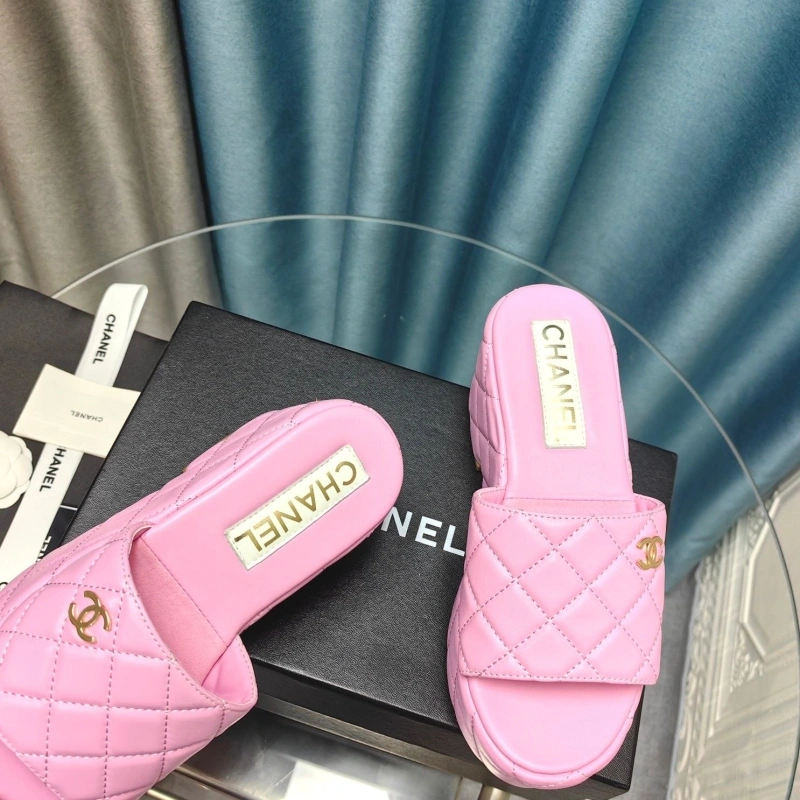 Resilient Chxnxl Sandals 131135