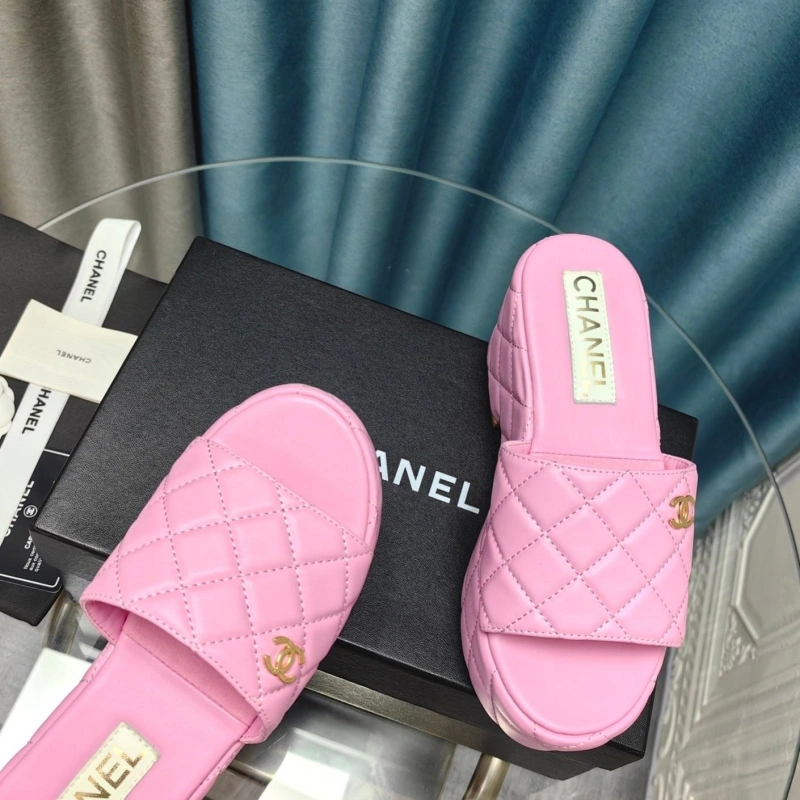 Resilient Chxnxl Sandals 131135