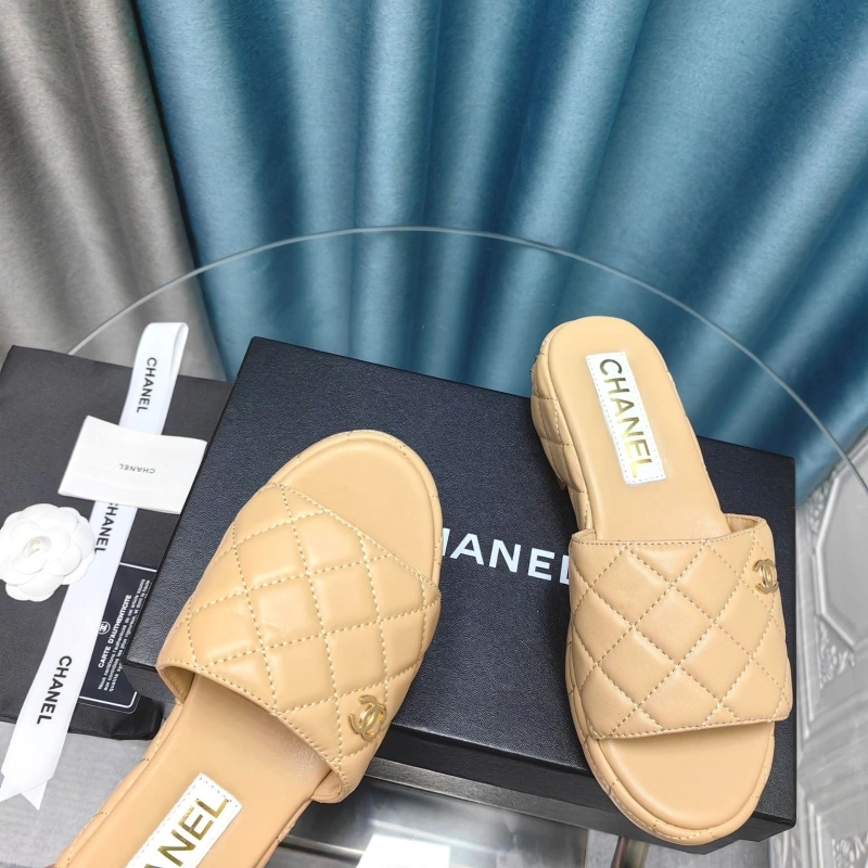 Resilient Chxnxl Sandals 131129