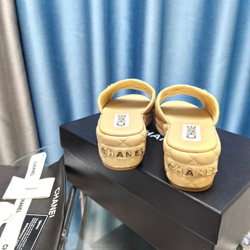Resilient Chxnxl Sandals 131129