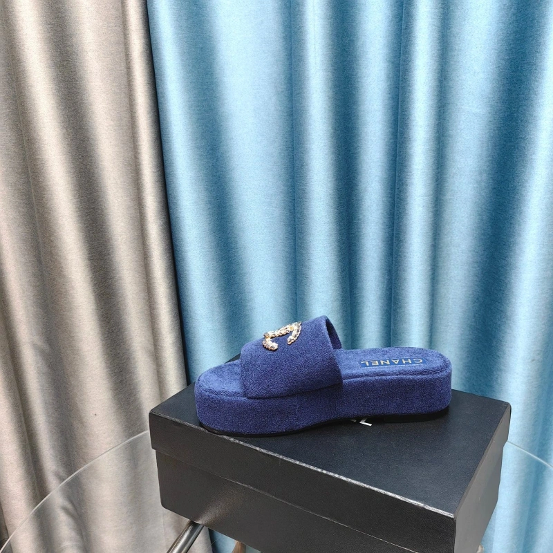StreetReady Chxnxl Slippers 130617