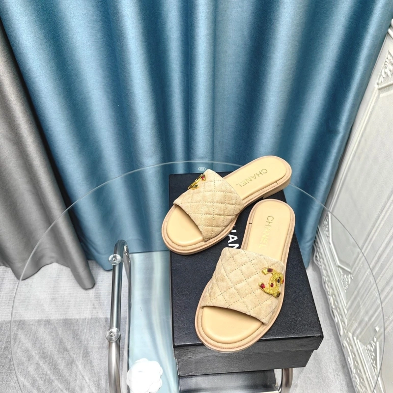 Bright Chxnxl Slippers 130612