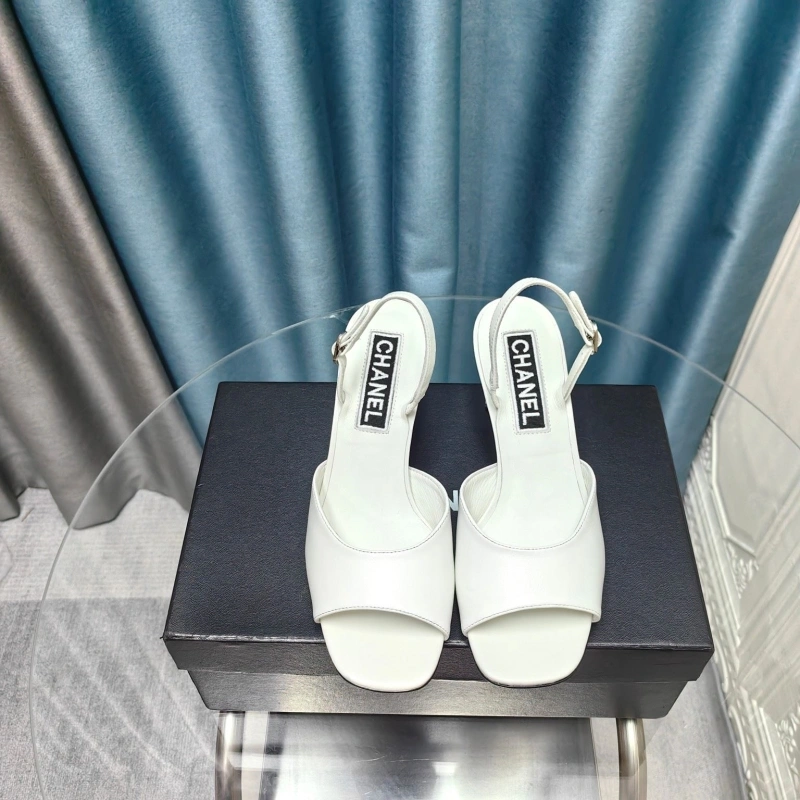 Classic Chxnxl Sandals 131122
