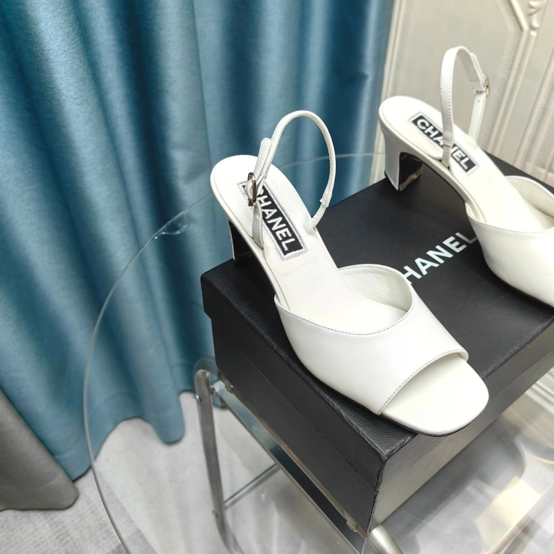 Classic Chxnxl Sandals 131122