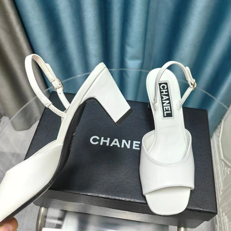 Classic Chxnxl Sandals 131122