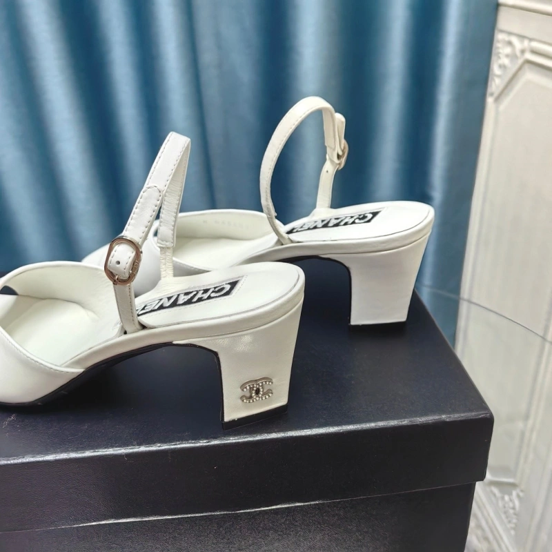 Classic Chxnxl Sandals 131122