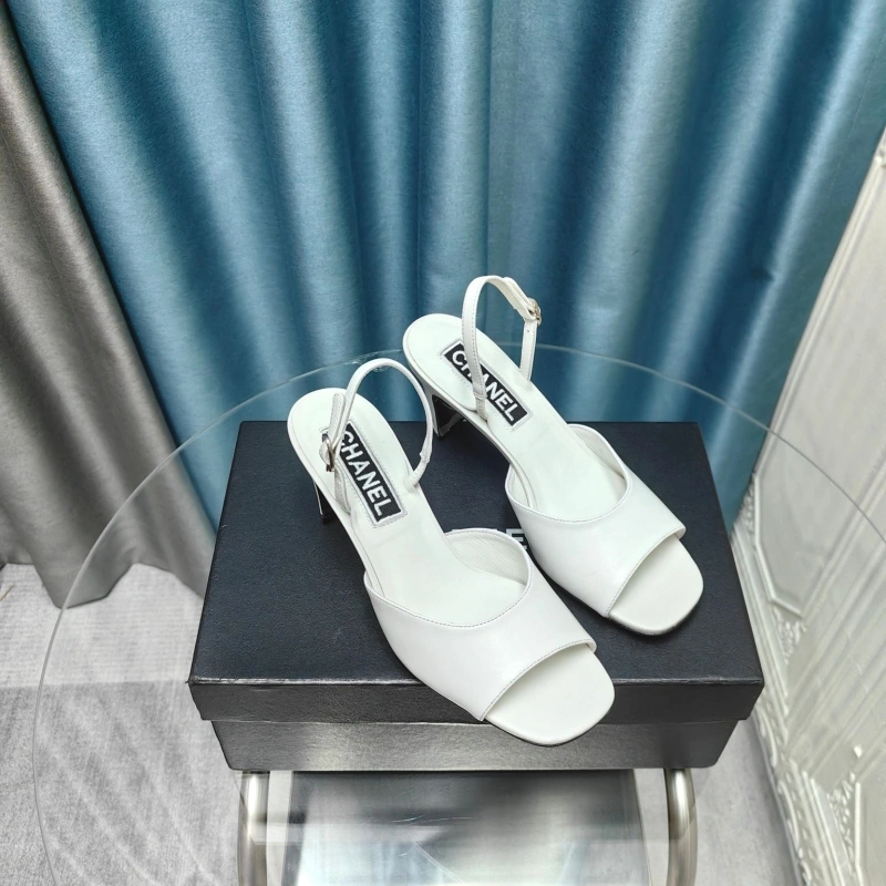 Classic Chxnxl Sandals 131122
