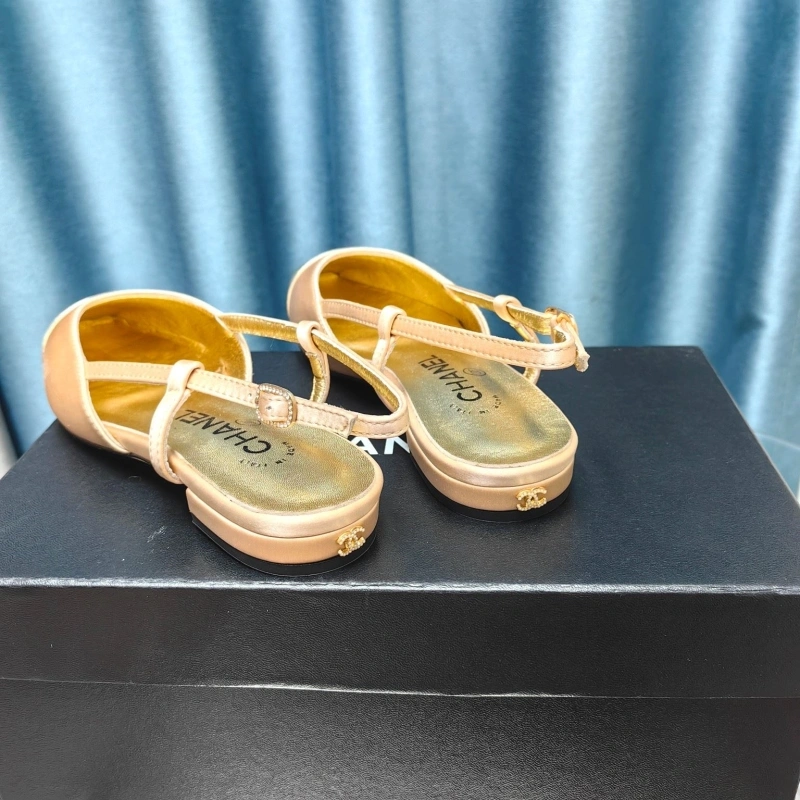 Minimalist Chxnxl Flat Shoes 131770