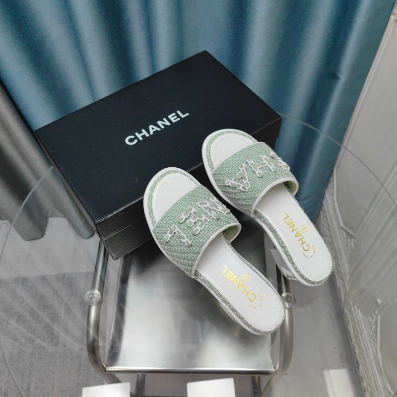 Stylish Chxnxl Slippers 130602