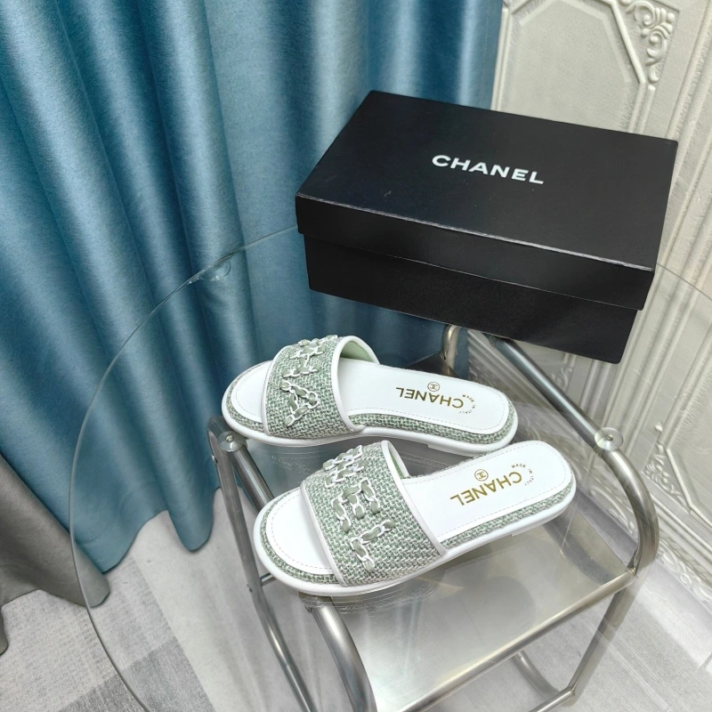 Chxnxl Slippers Bright 130608