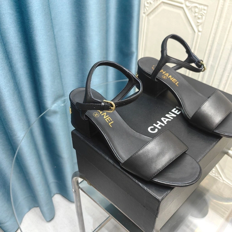 Lightweight Chxnxl Sandals 131109