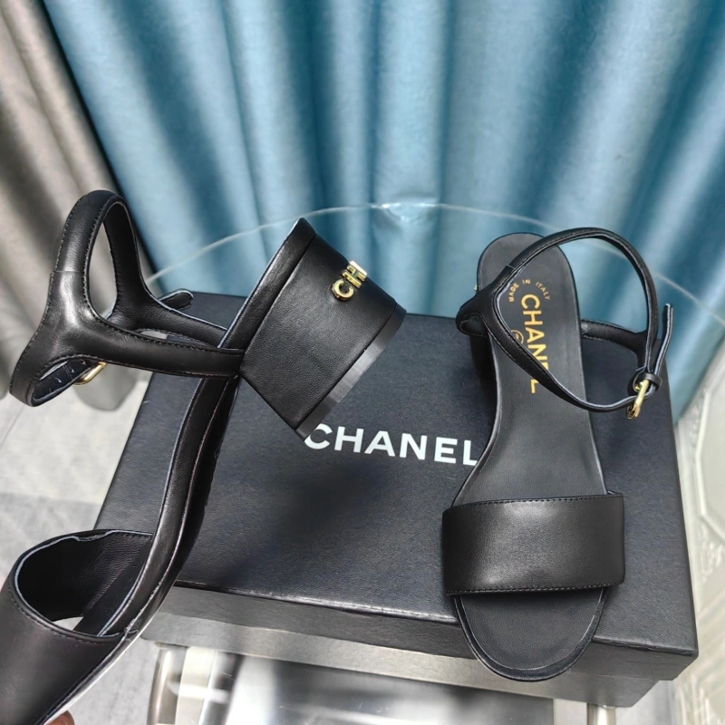 Lightweight Chxnxl Sandals 131109