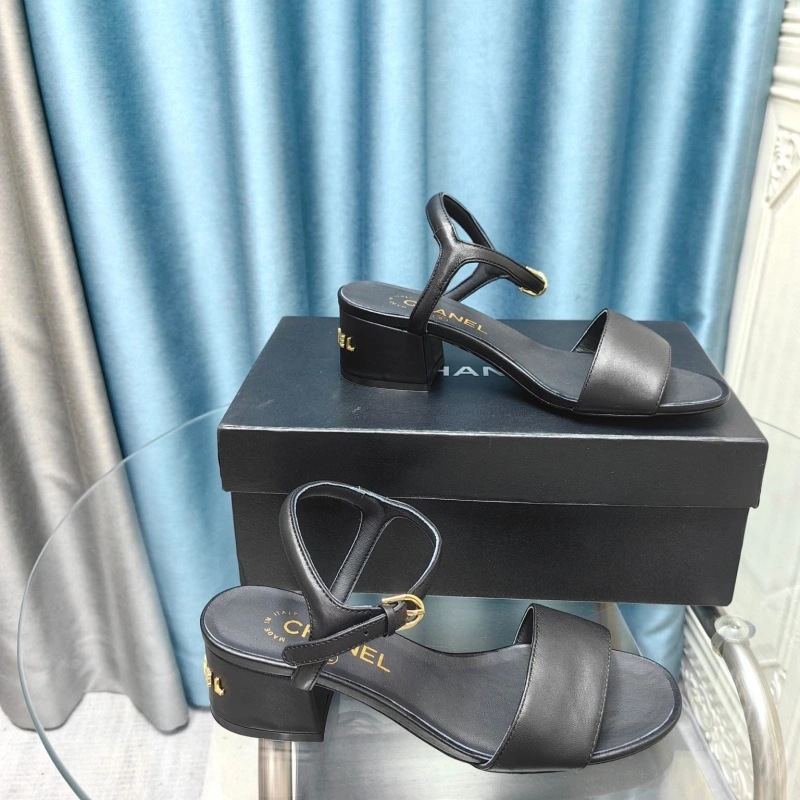 Lightweight Chxnxl Sandals 131109