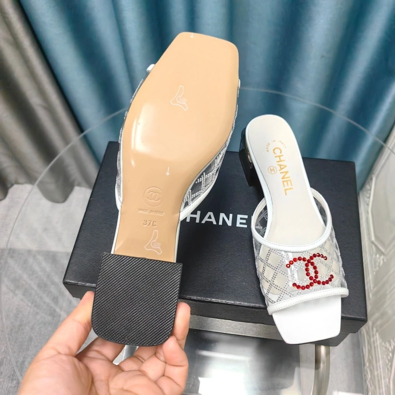 Reliable Chxnxl Slippers 130591