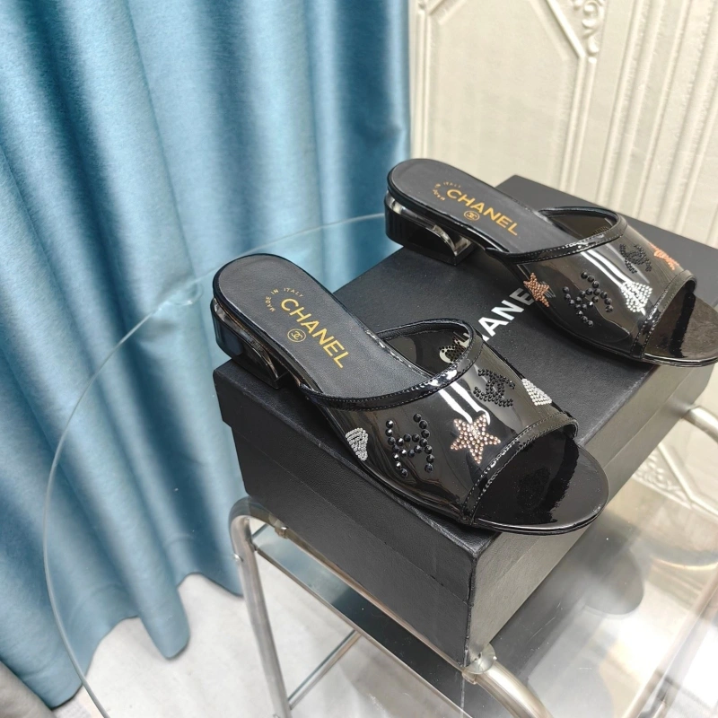 Resilient Chxnxl Slippers 130597