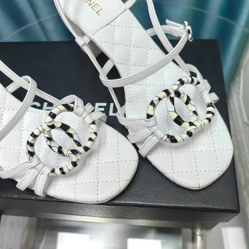Cozy Chxnxl Sandals 131108
